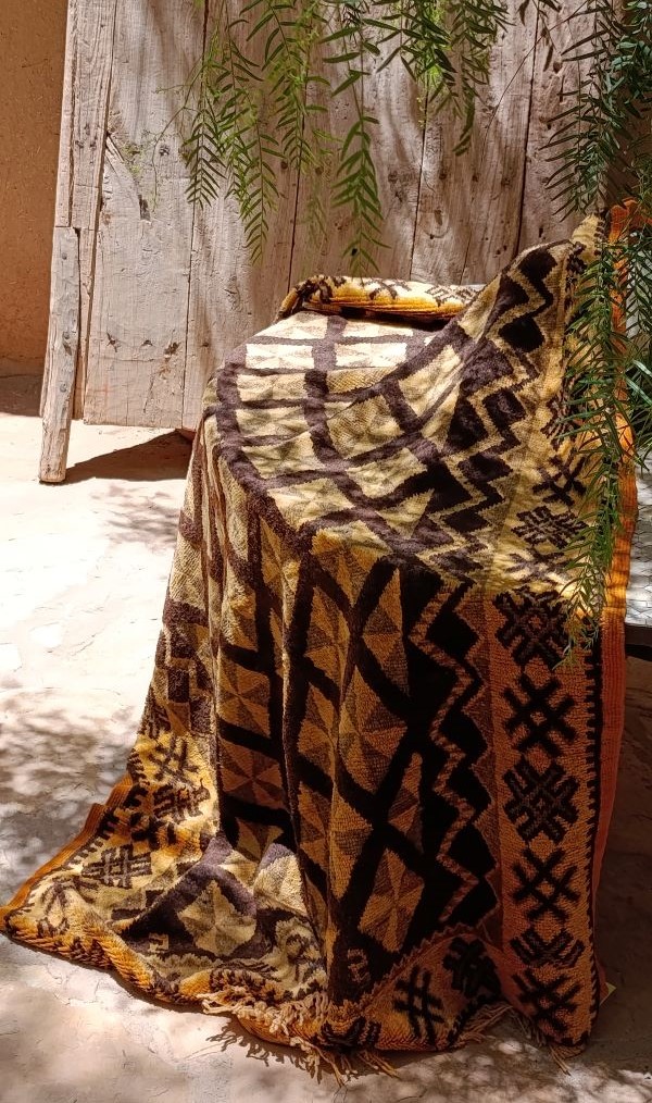Ochre threshold - Vintage handwoven wool rug · Morocco