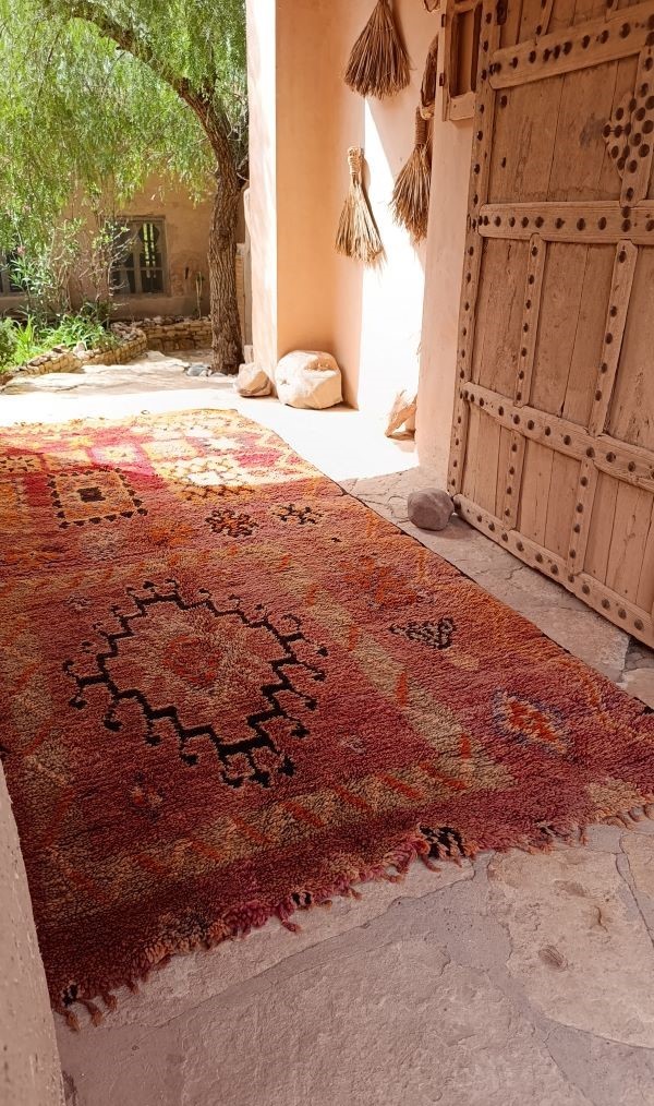 Vintage Berber rug – Ahmed Agouni