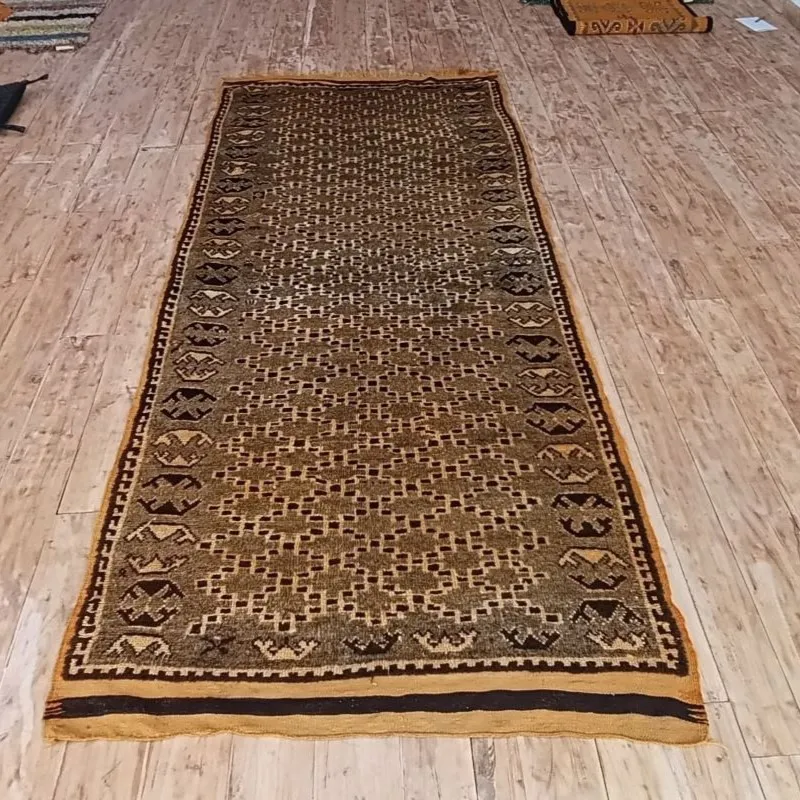 Overview of the carpet – Ahmed Agouni