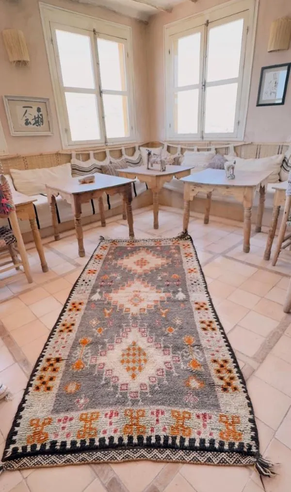 Vintage Berber rug – Ahmed Agouni